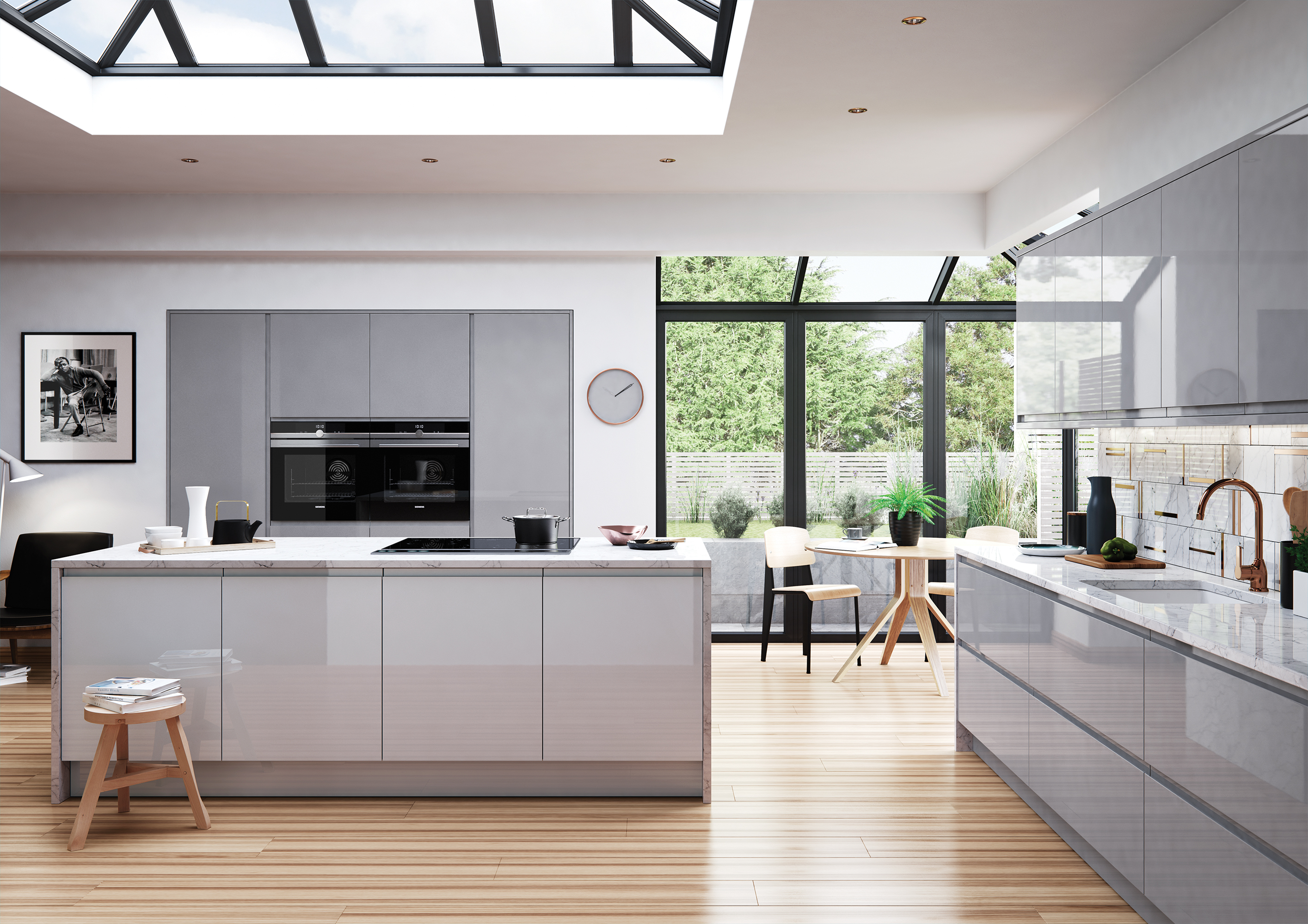 Strada Gloss in Dust Grey and Light Grey